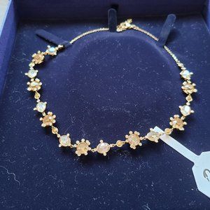 Beautiful Swarovski Necklace in Original Box